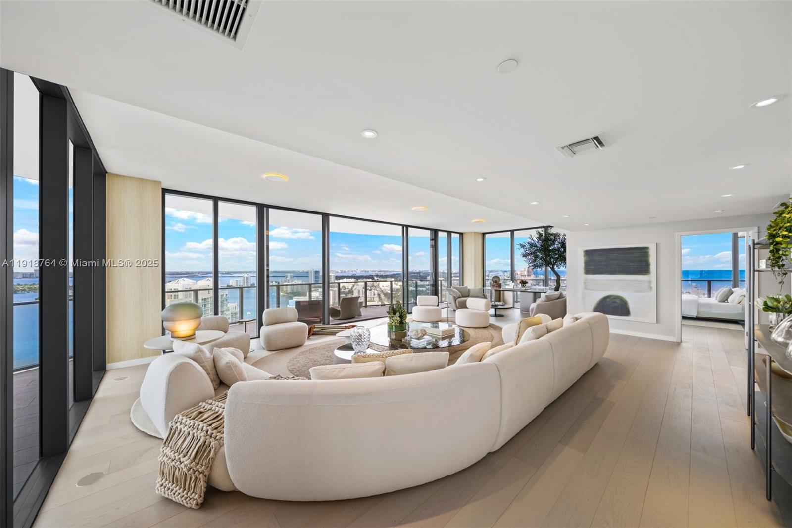 500 Alton #3402.03 Miami Beach, FL 33139