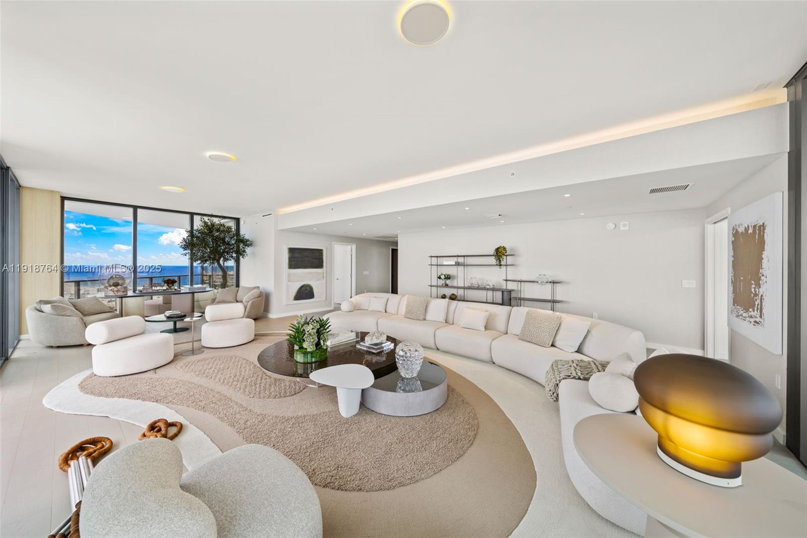 500 Alton #3402.03 Miami Beach, FL 33139