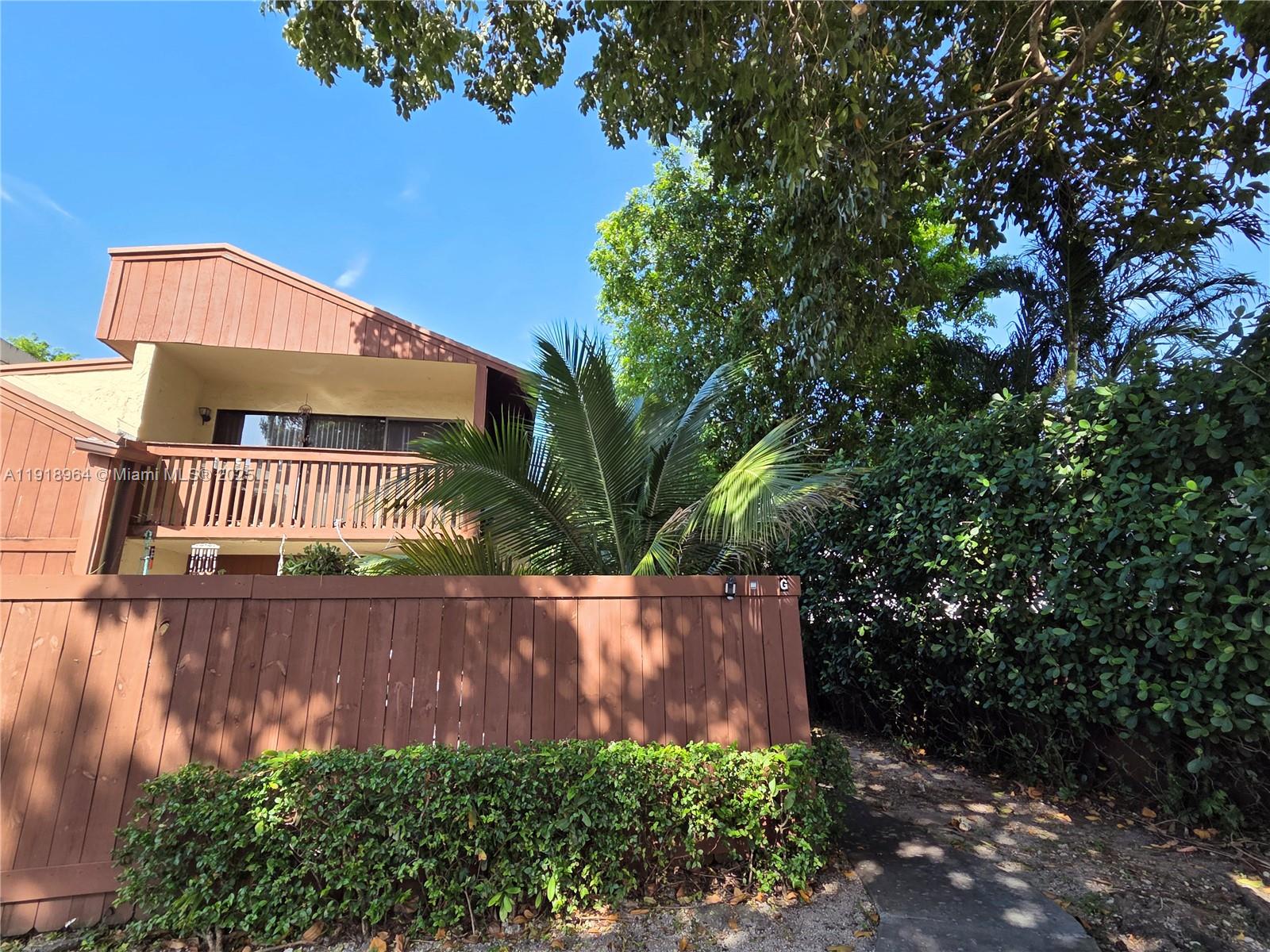 7034 SW 114th Pl #H51 Miami, FL 33173