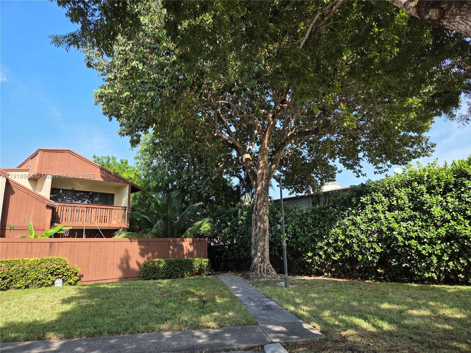 7034 SW 114th Pl #H51 Miami, FL 33173