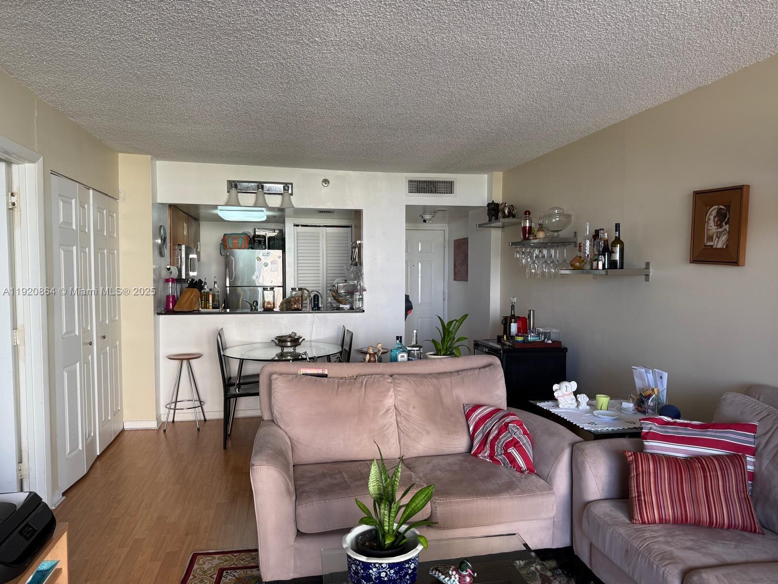 540 Brickell Key Dr #910 Miami, FL 33131