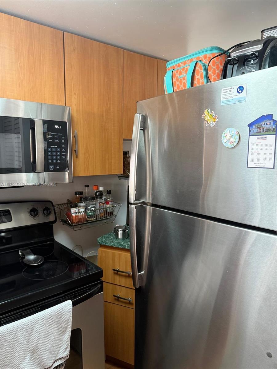 540 Brickell Key Dr #910 Miami, FL 33131