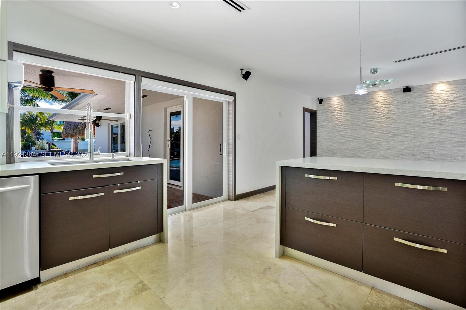 2130 NE 122nd Rd North Miami, FL 33181