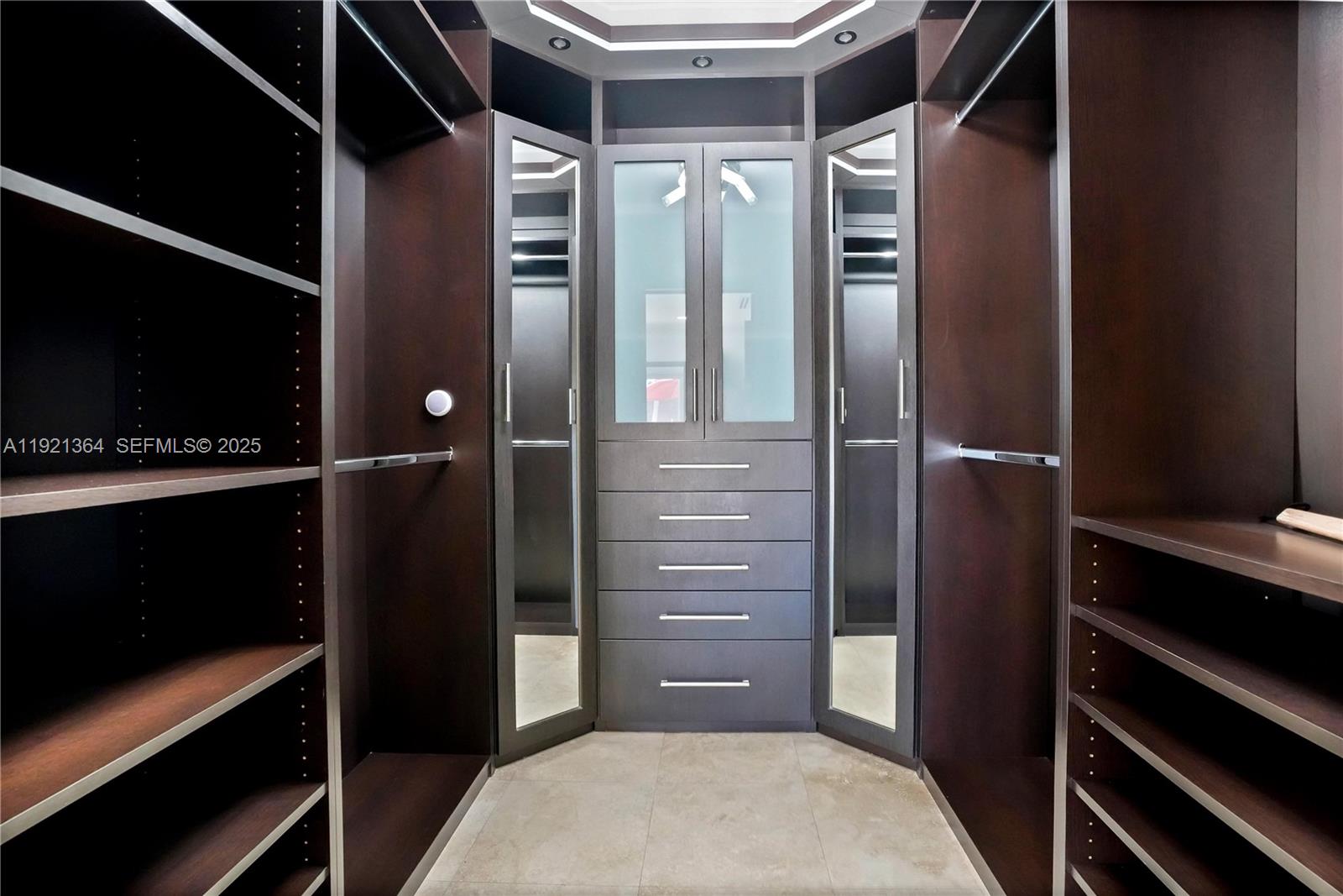 2130 NE 122nd Rd North Miami, FL 33181