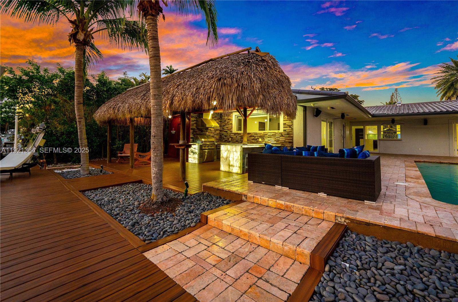 2130 NE 122nd Rd North Miami, FL 33181