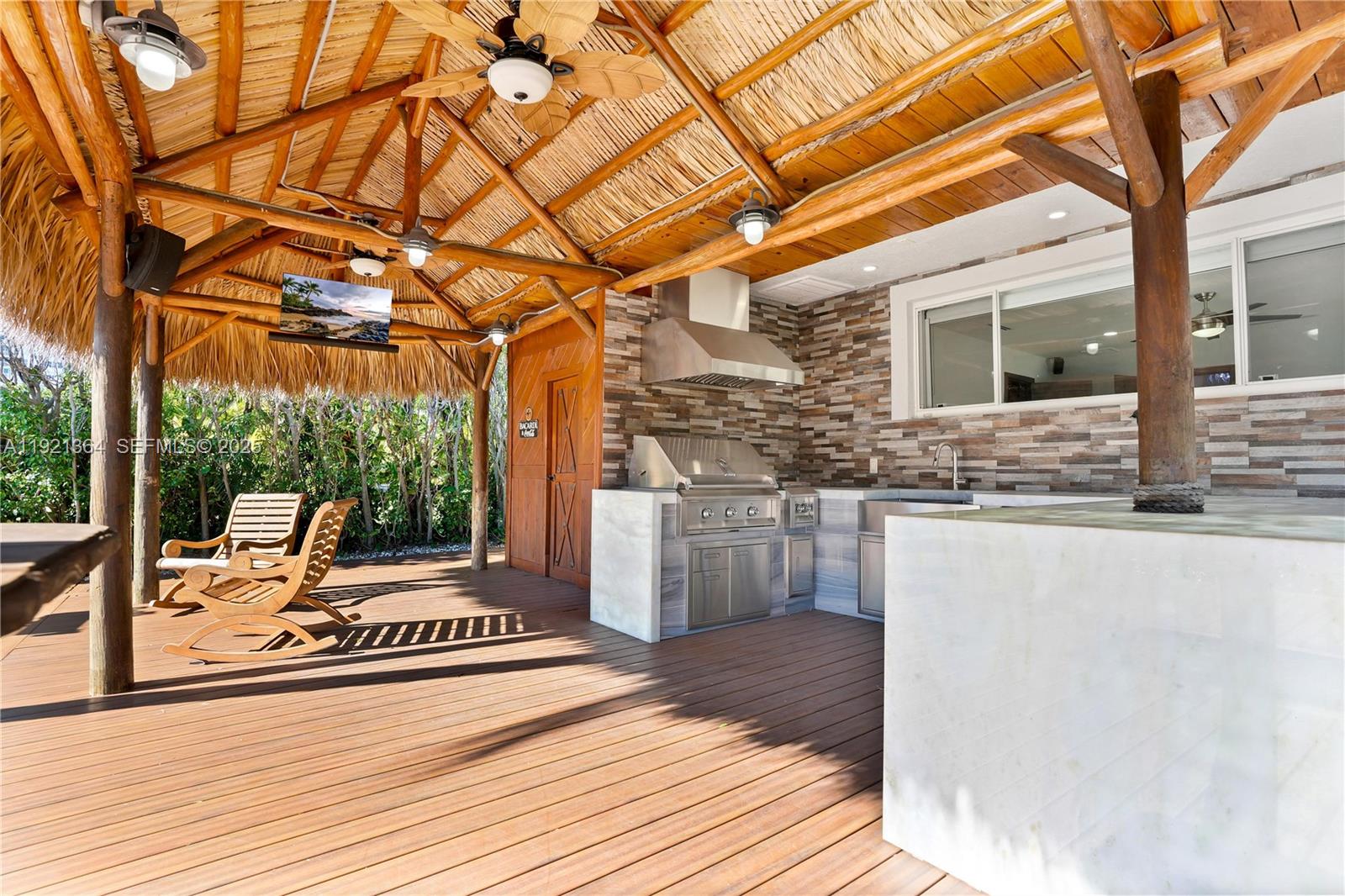 2130 NE 122nd Rd North Miami, FL 33181