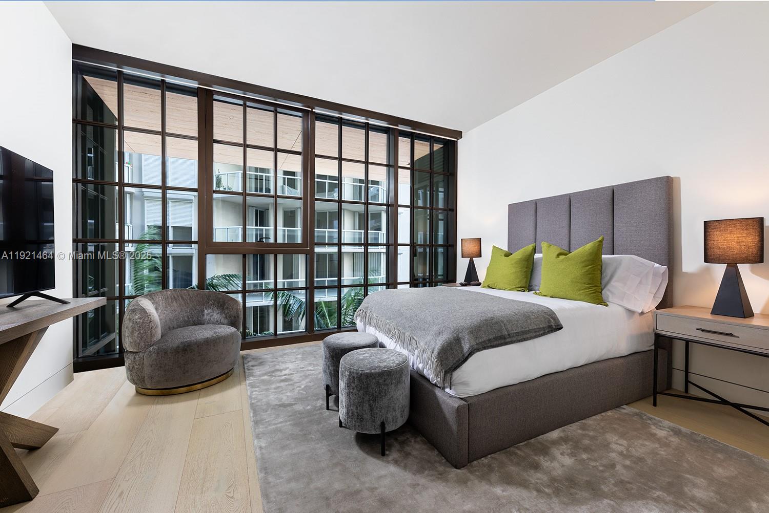 8955 Collins Ave #402 Surfside, FL 33154