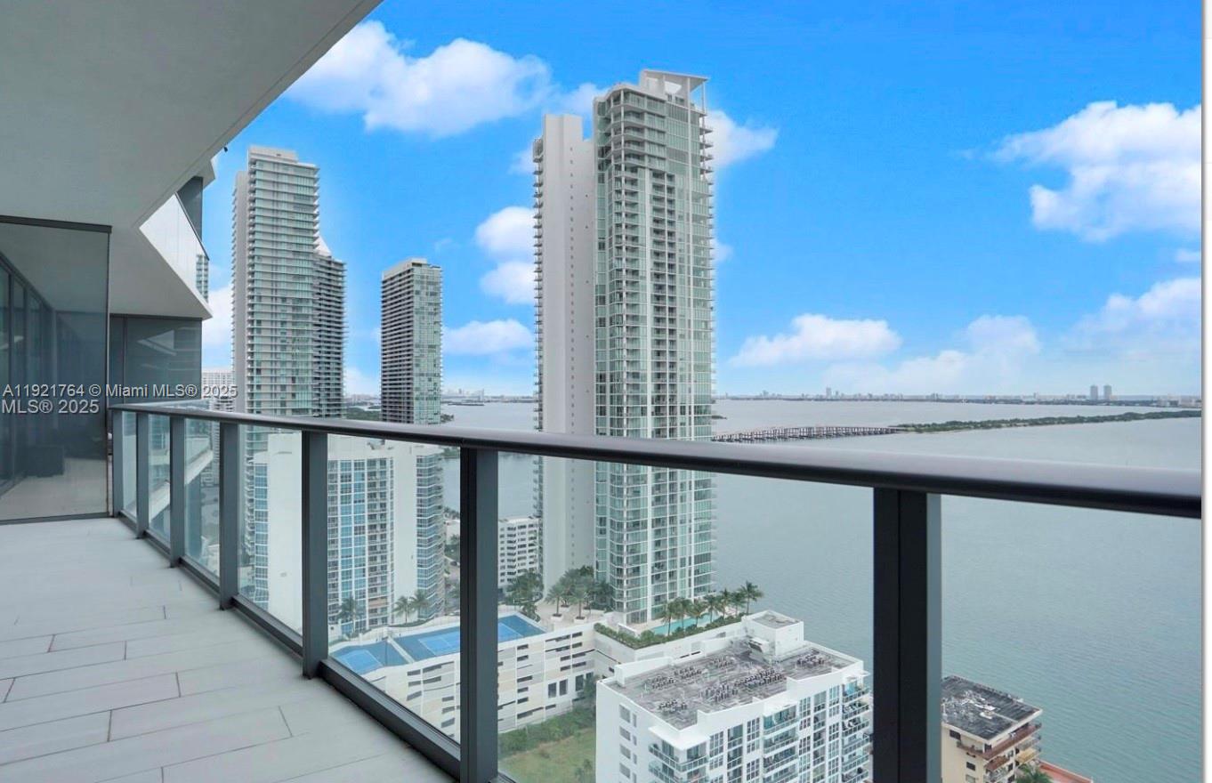 image Icon Bay Condo15