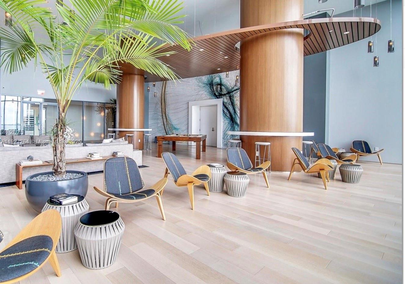 image Icon Bay Condo1