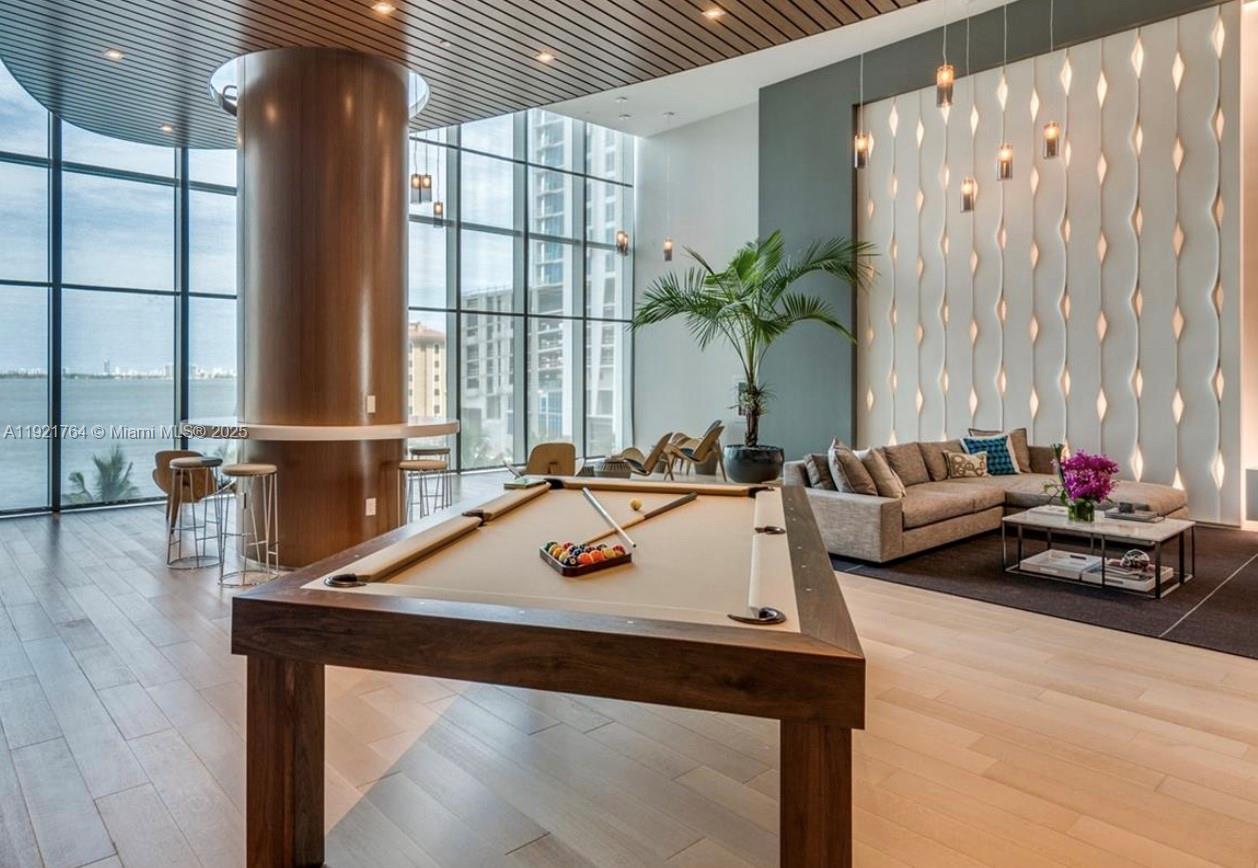 image Icon Bay Condo20