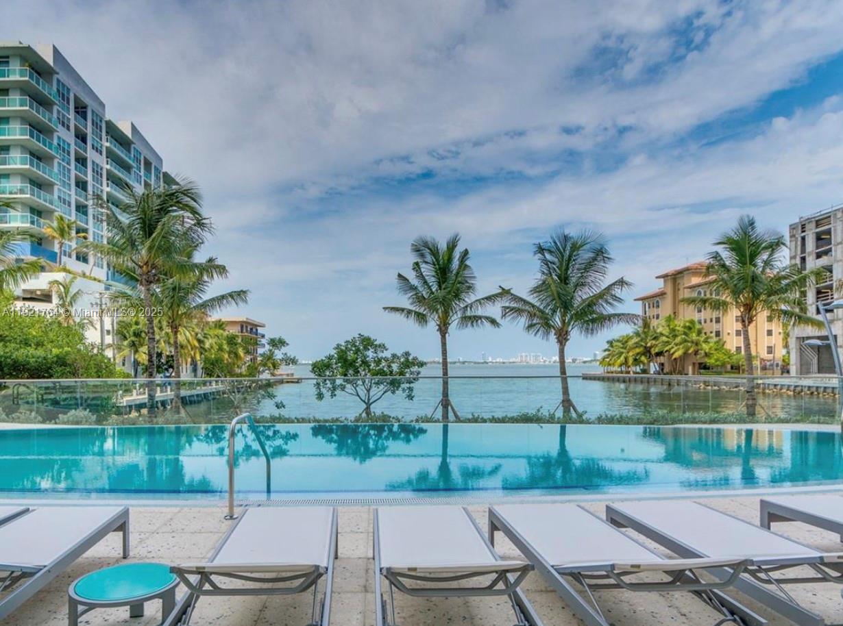 image Icon Bay Condo23