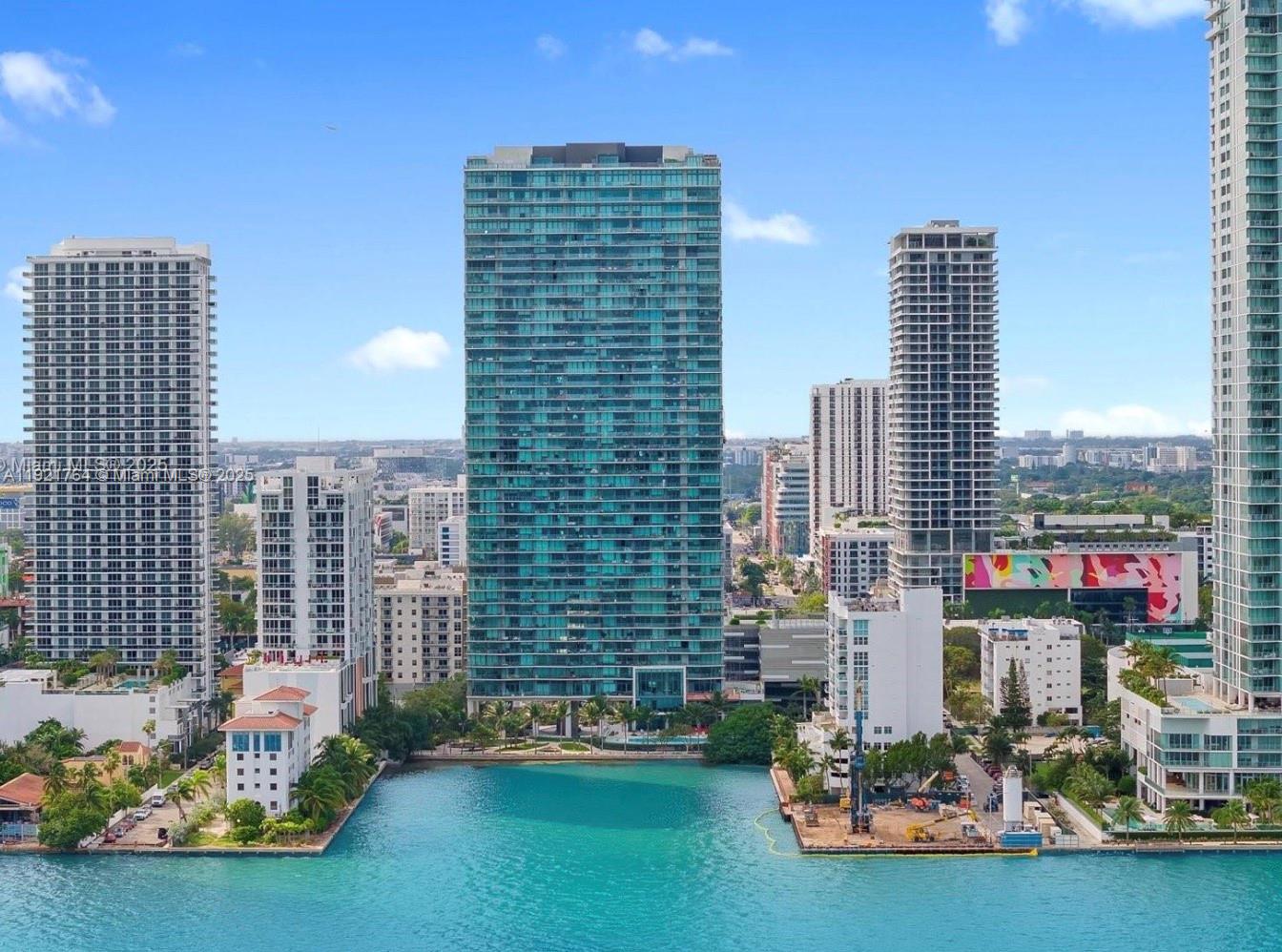 image Icon Bay Condo7