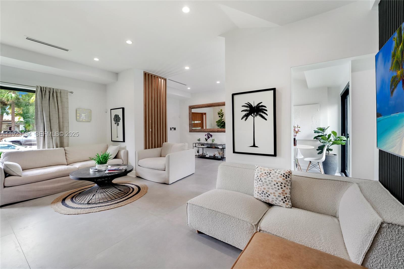 7553 W Treasure Dr North Bay Village, FL 33141