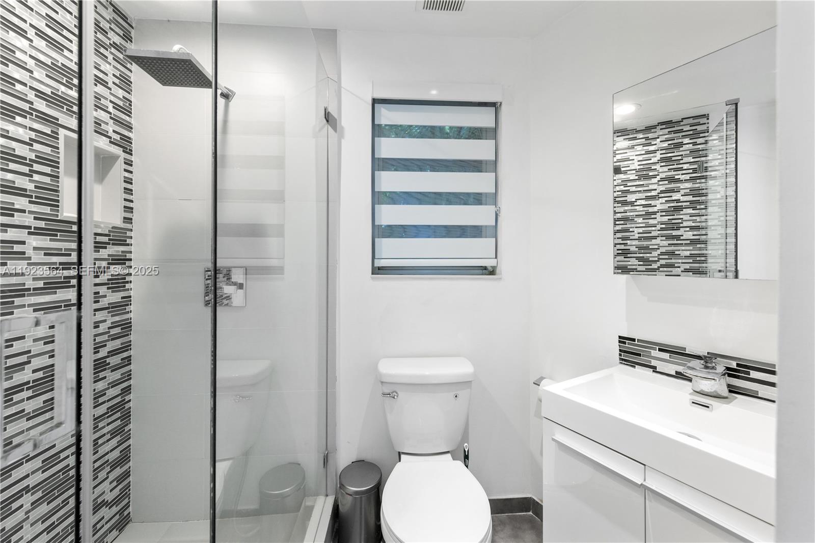 1900 Pizarro St Coral Gables, FL 33134