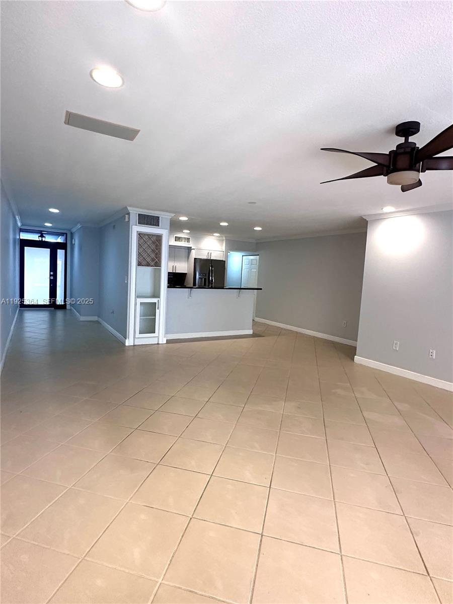 6442 Milk Wagon Ln Miami Lakes, FL 33014