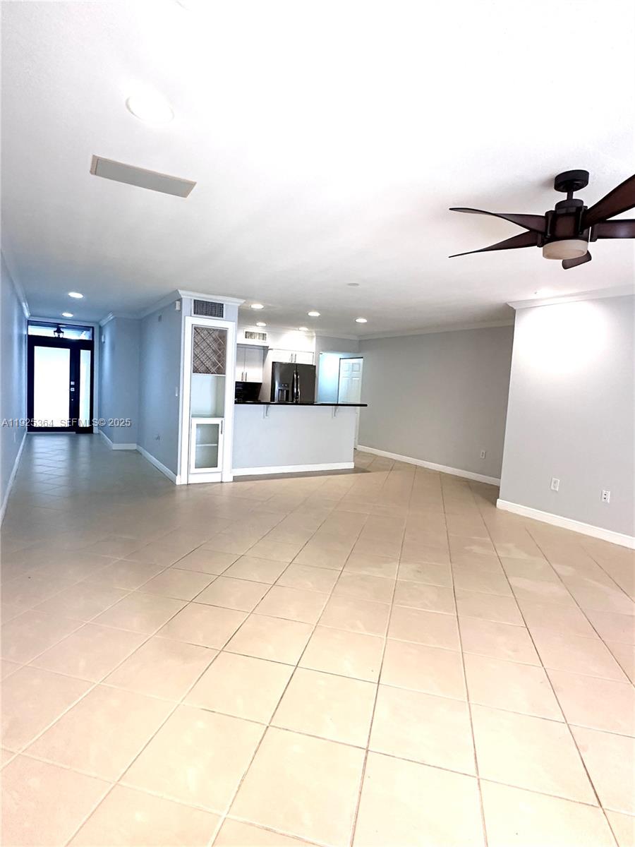 6442 Milk Wagon Ln Miami Lakes, FL 33014