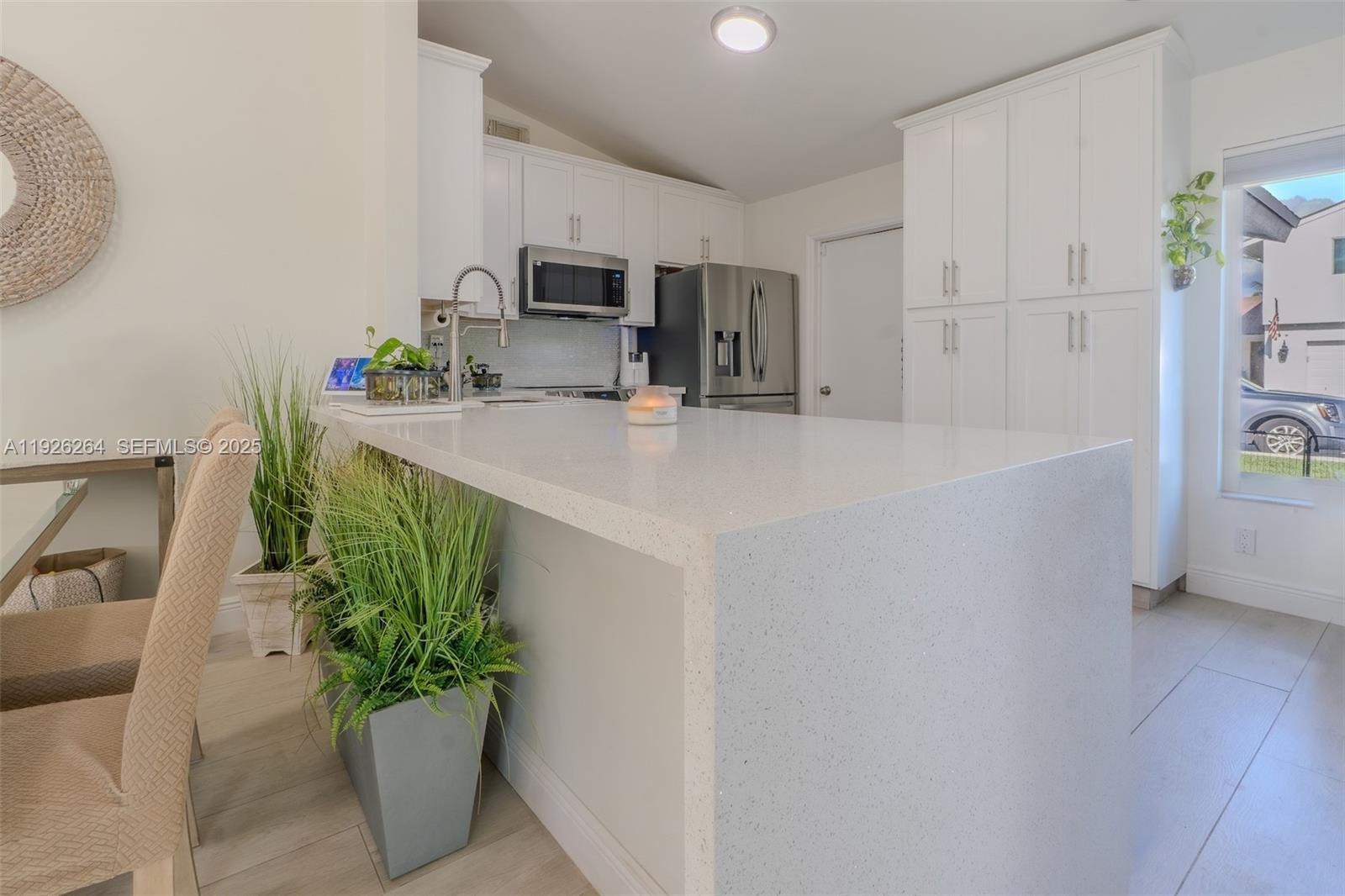 13950 Oaklawn Pl Davie, FL 33325