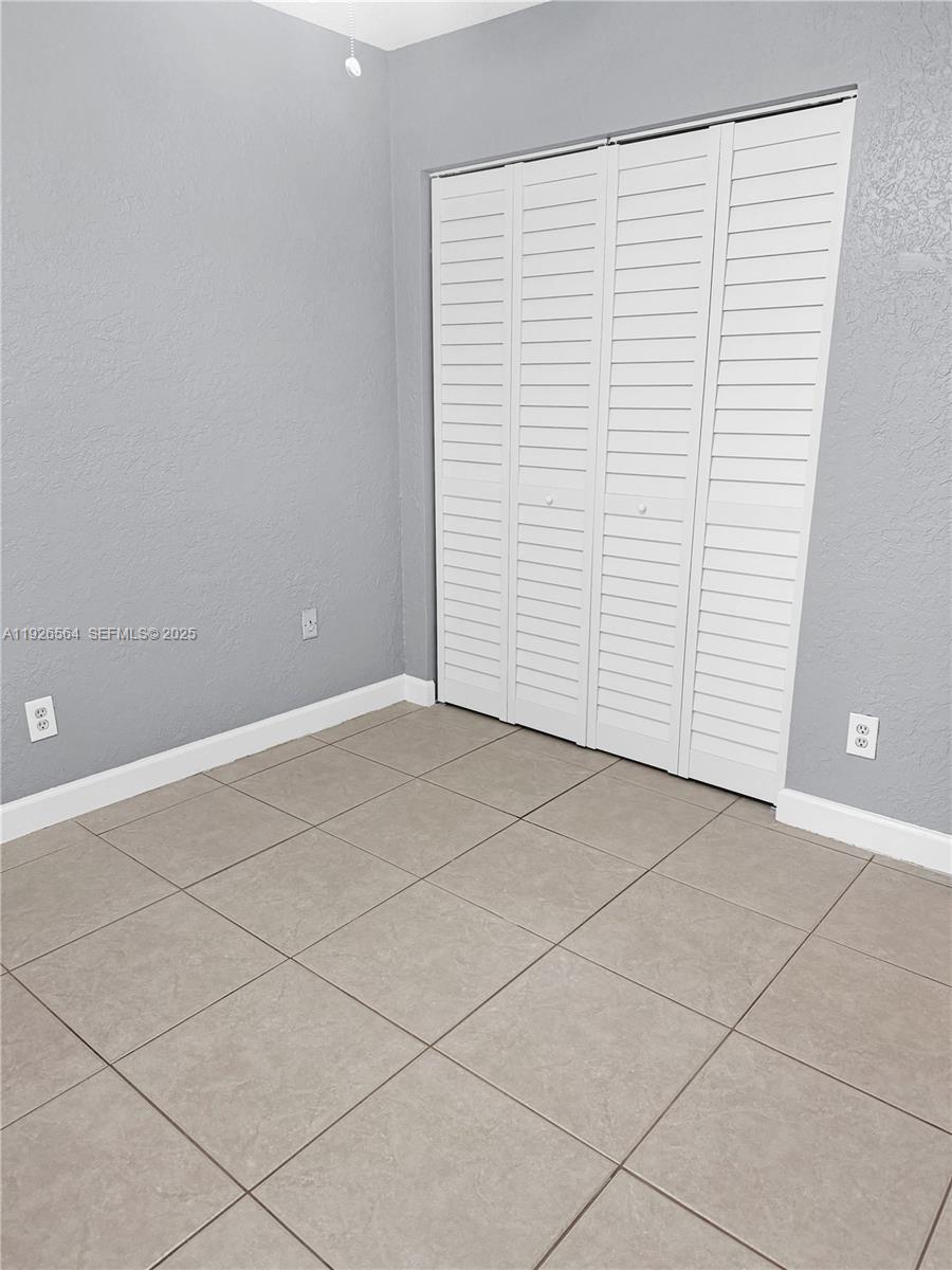 10313 NW 8th St #205 Pembroke Pines, FL 33026