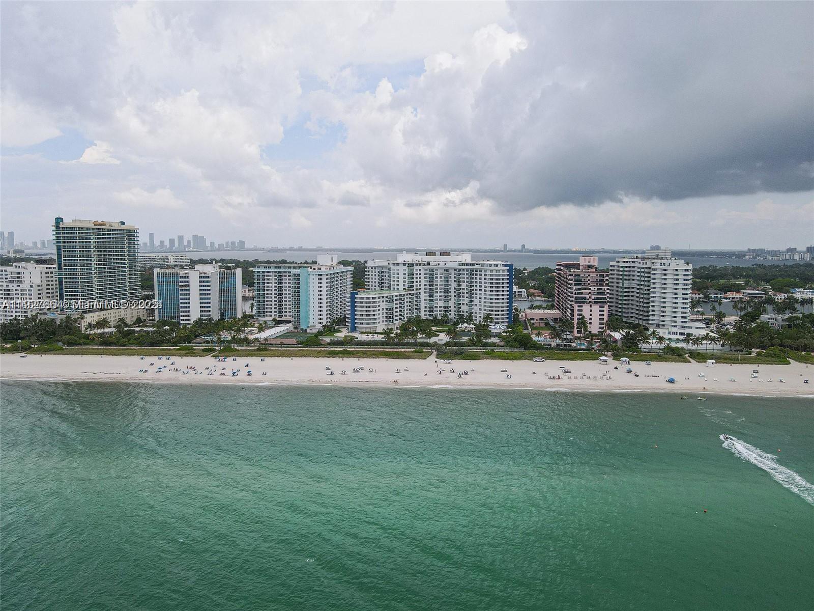 5151 Collins Ave #730 + DEN Miami Beach, FL 33140