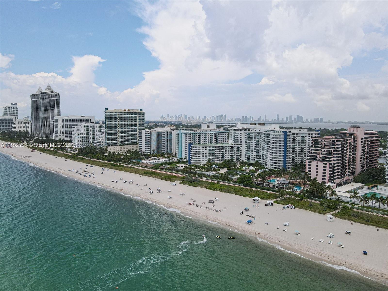 5151 Collins Ave #730 + DEN Miami Beach, FL 33140