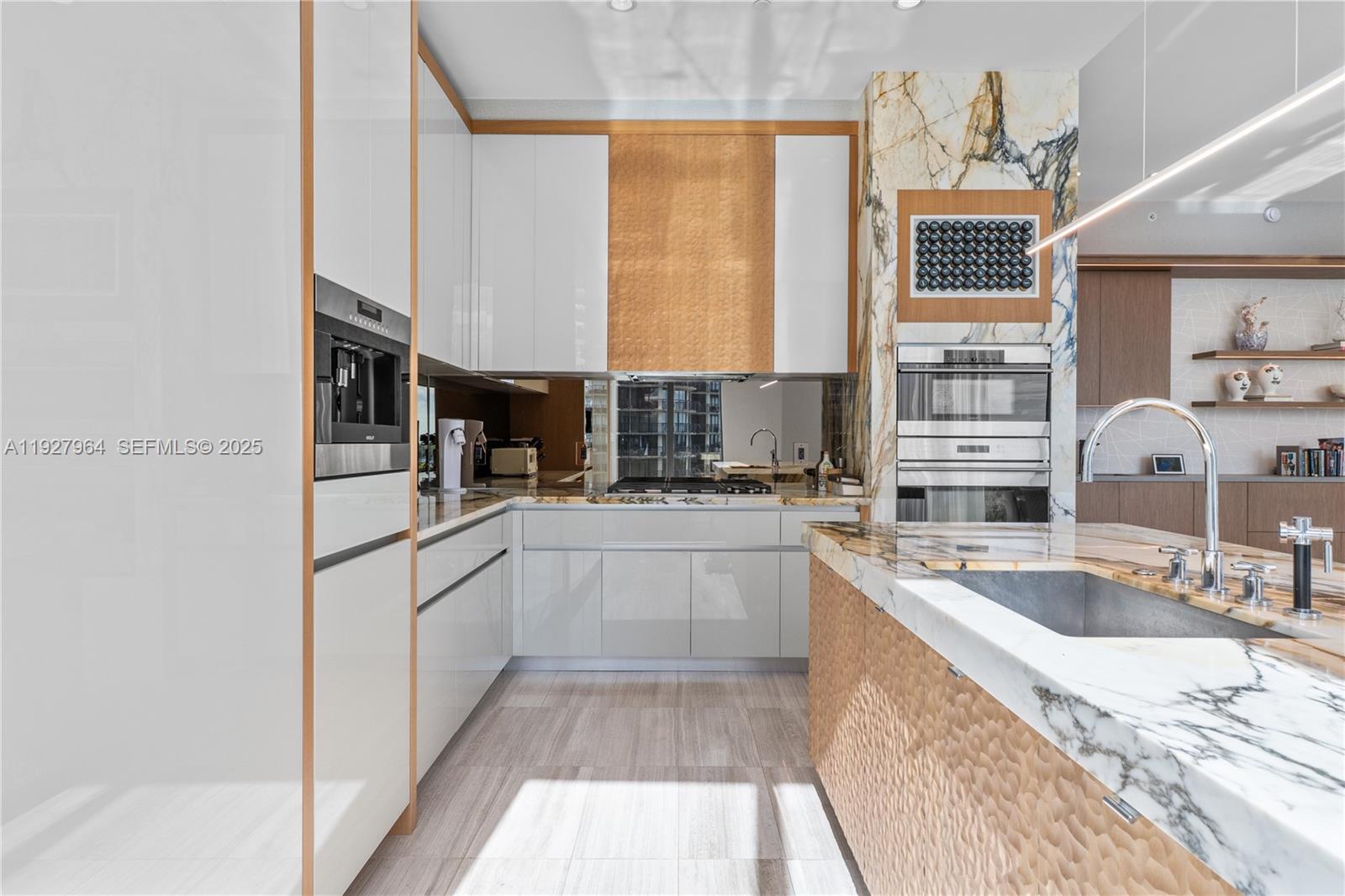 2821 S Bayshore Dr #5A Miami, FL 33133