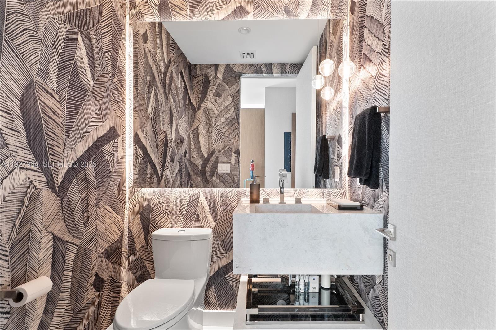 2821 S Bayshore Dr #5A Miami, FL 33133