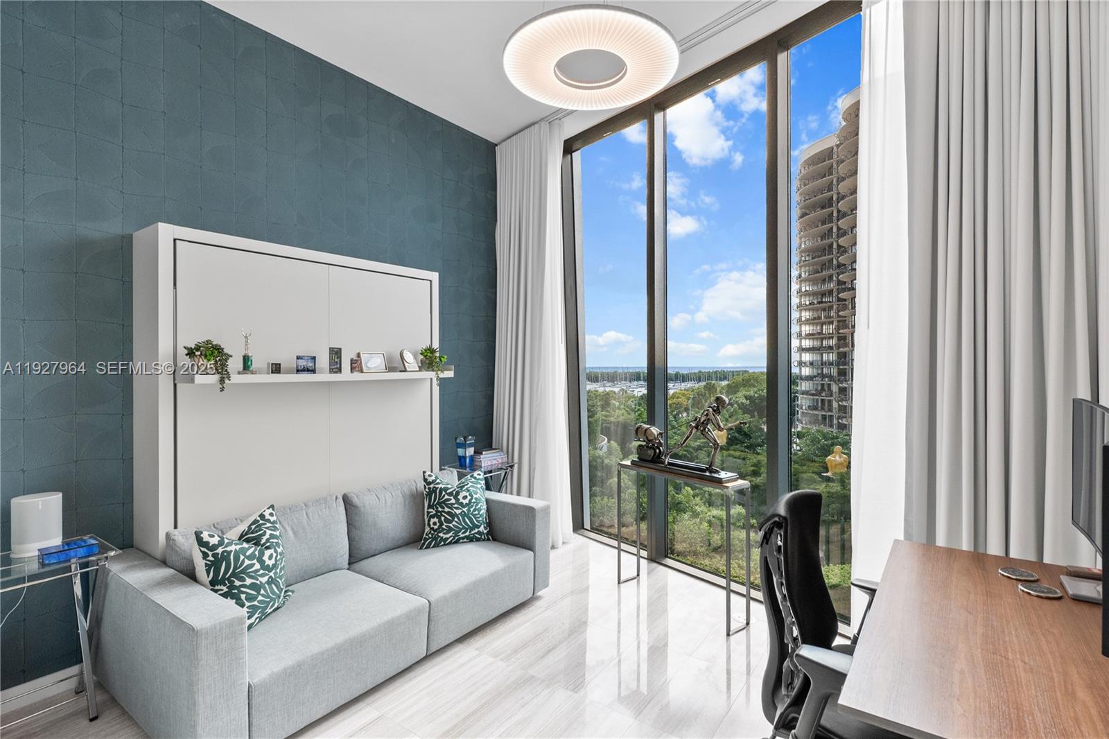 2821 S Bayshore Dr #5A Miami, FL 33133