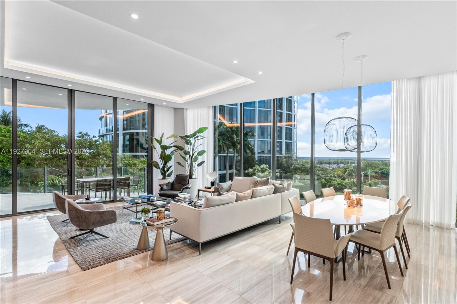 2821 S Bayshore Dr #5A Miami, FL 33133