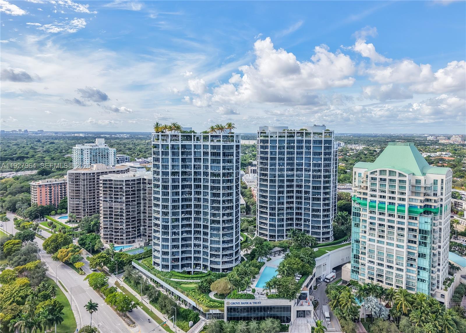 2821 S Bayshore Dr #5A Miami, FL 33133