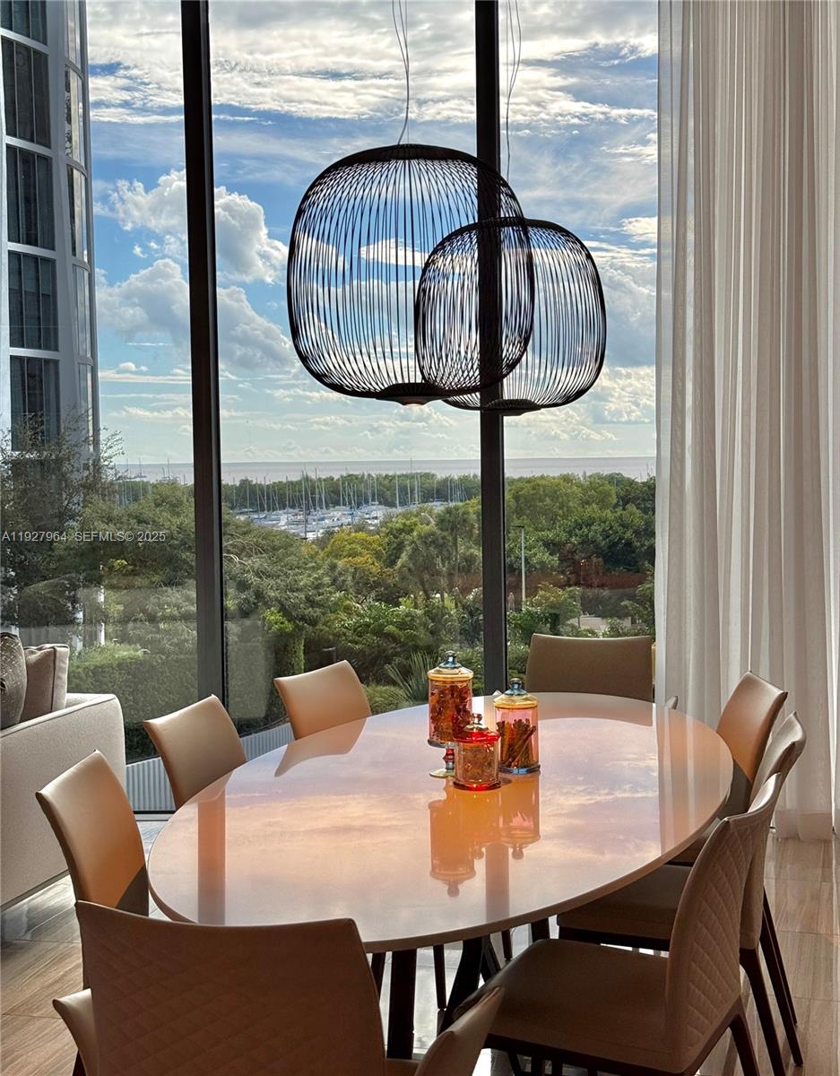 2821 S Bayshore Dr #5A Miami, FL 33133