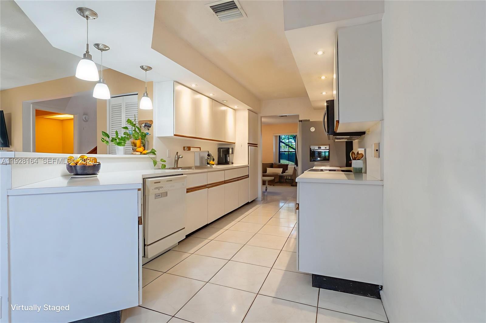 19907 Villa Lante Pl Boca Raton, FL 33434