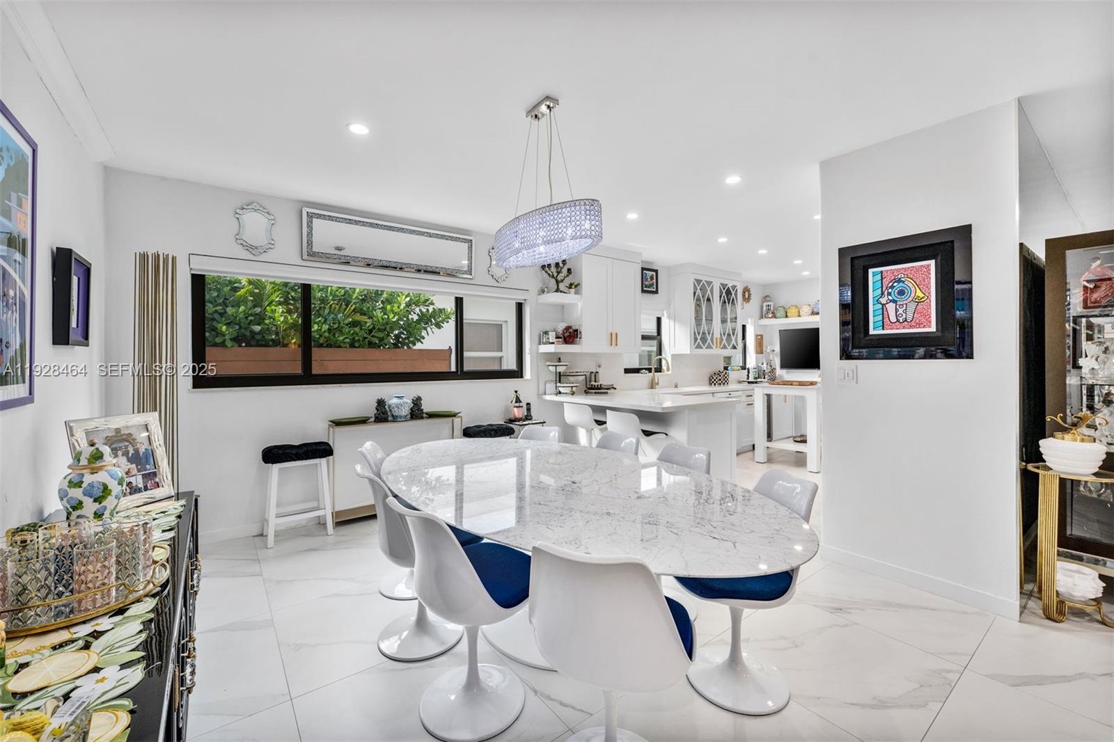 550 W 51st St Miami Beach, FL 33140