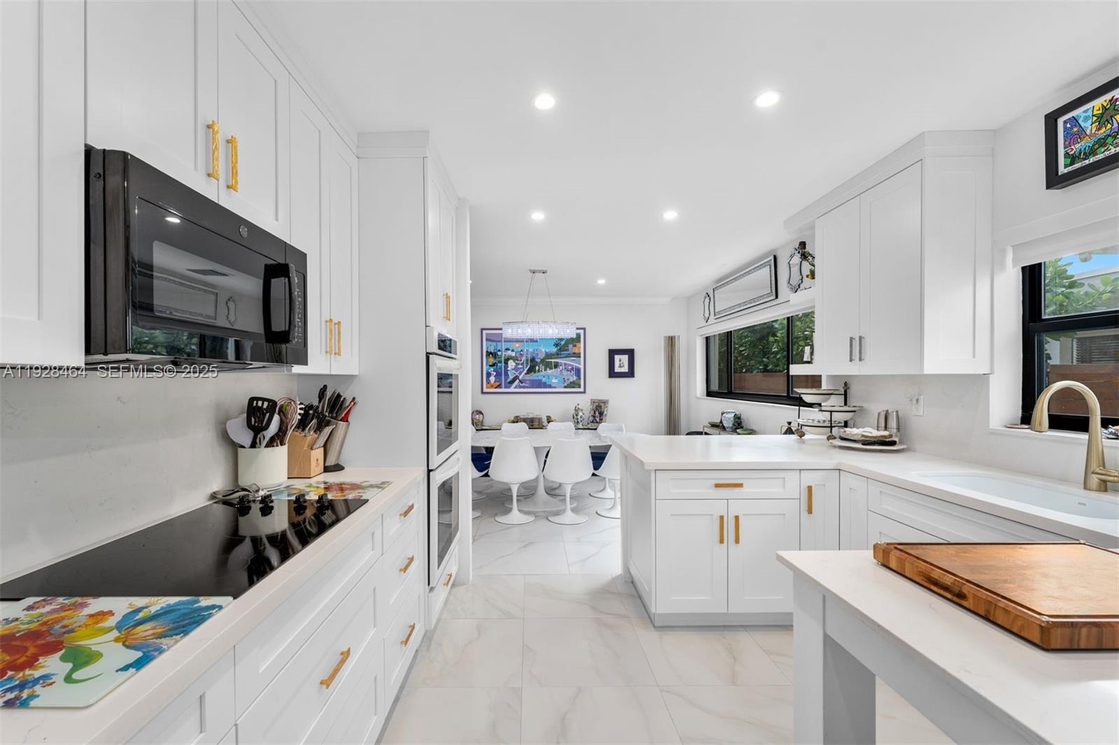 550 W 51st St Miami Beach, FL 33140