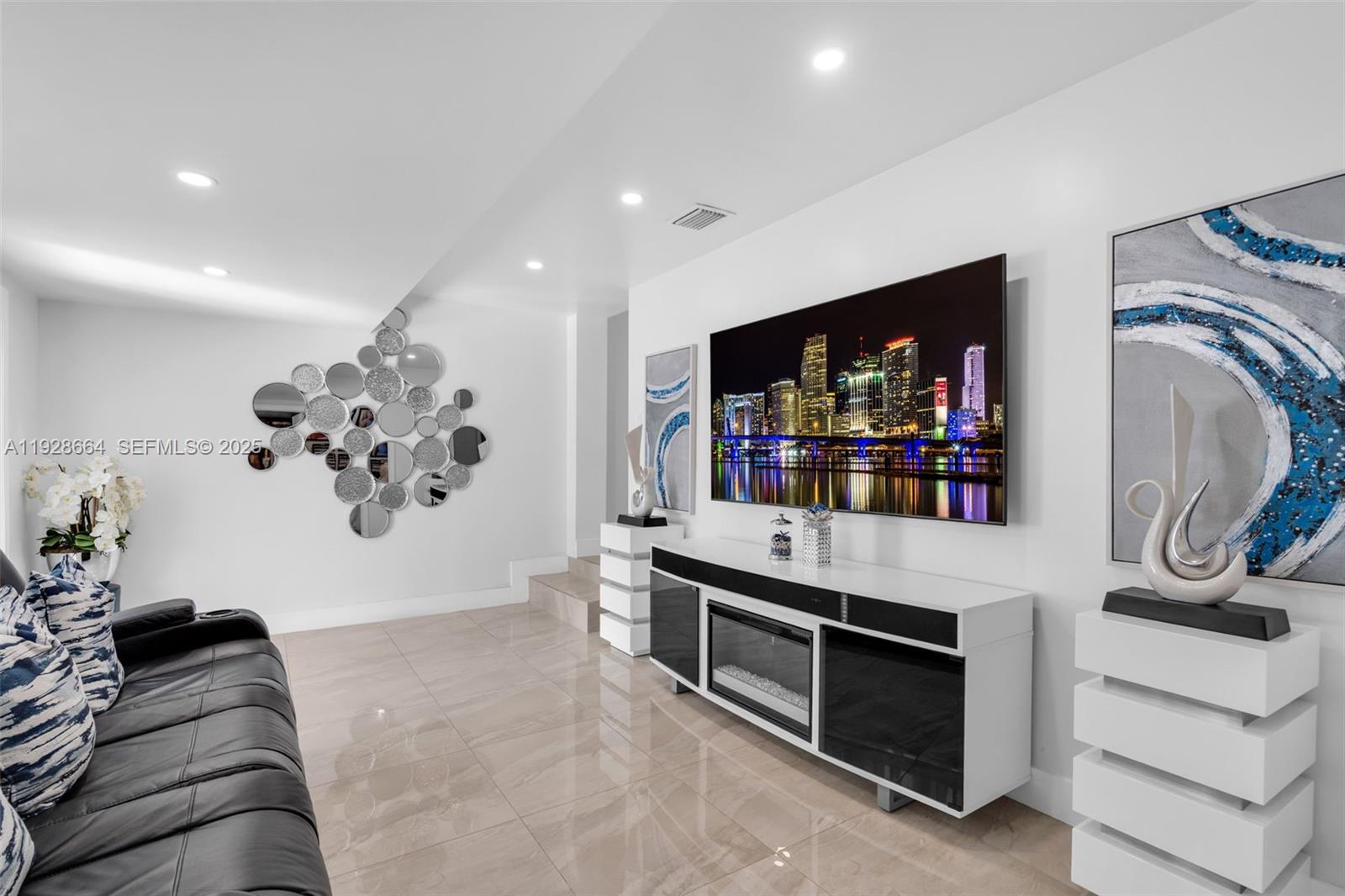 3130 NW 102nd St Miami, FL 33147