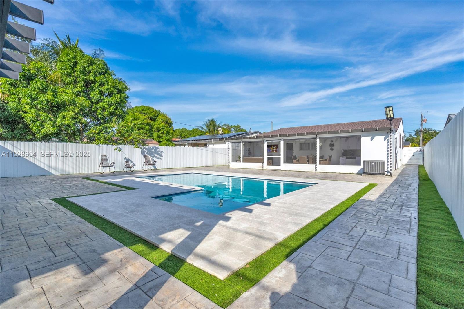 3130 NW 102nd St Miami, FL 33147