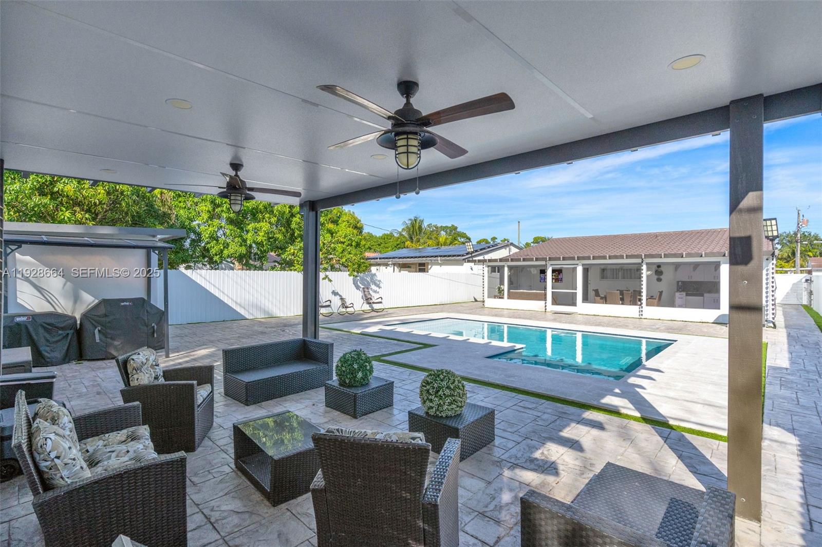 3130 NW 102nd St Miami, FL 33147