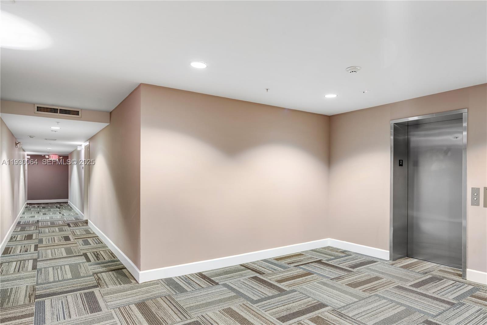 435 21st St #212 Miami Beach, FL 33139