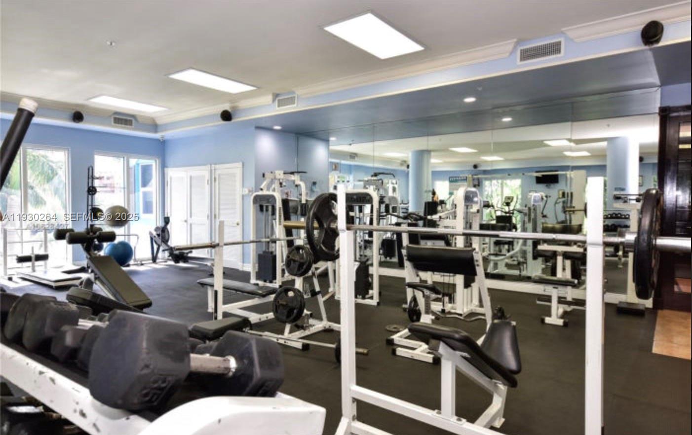 5077 NW 7th St #416 Miami, FL 33126