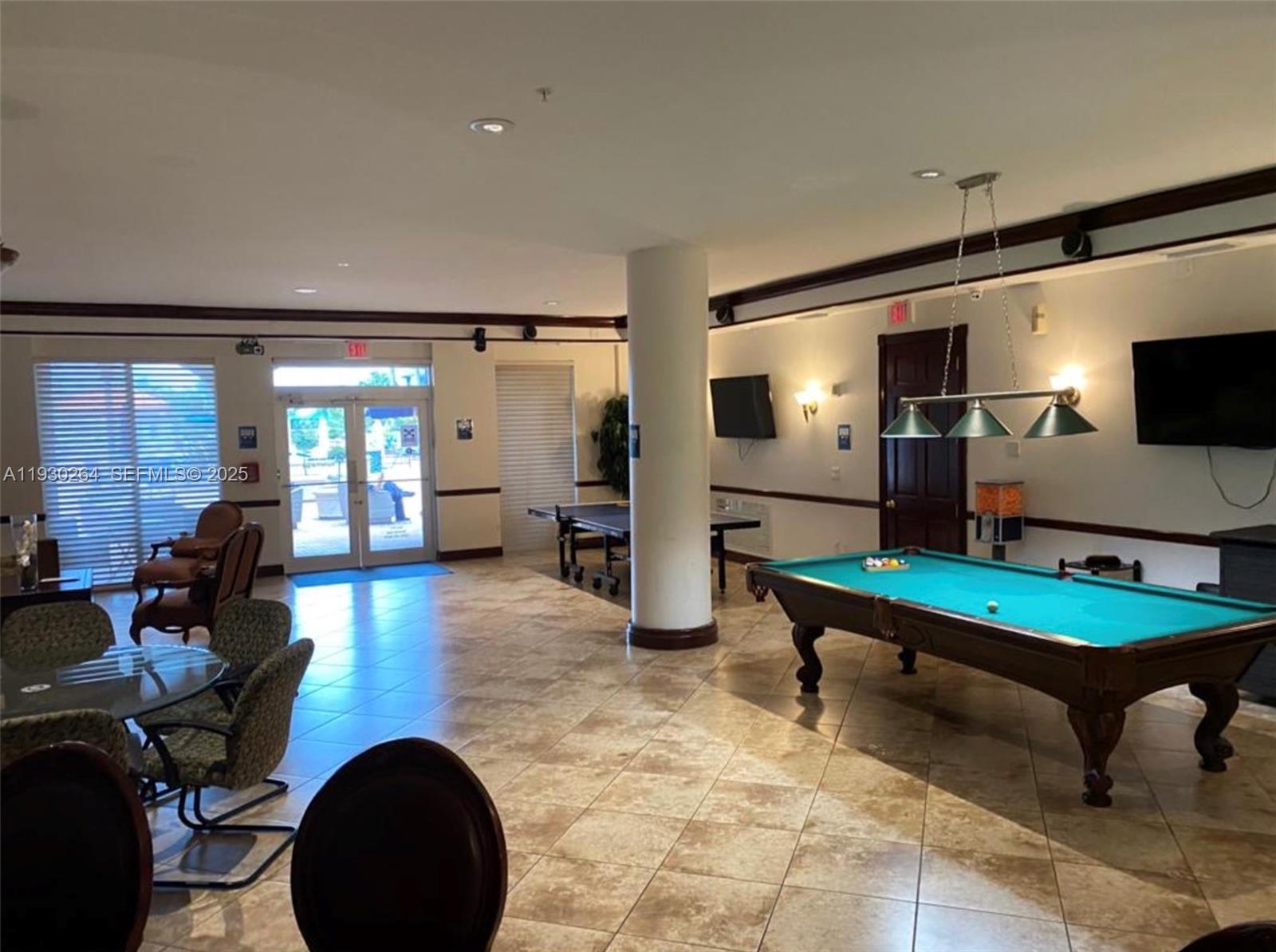 5077 NW 7th St #416 Miami, FL 33126