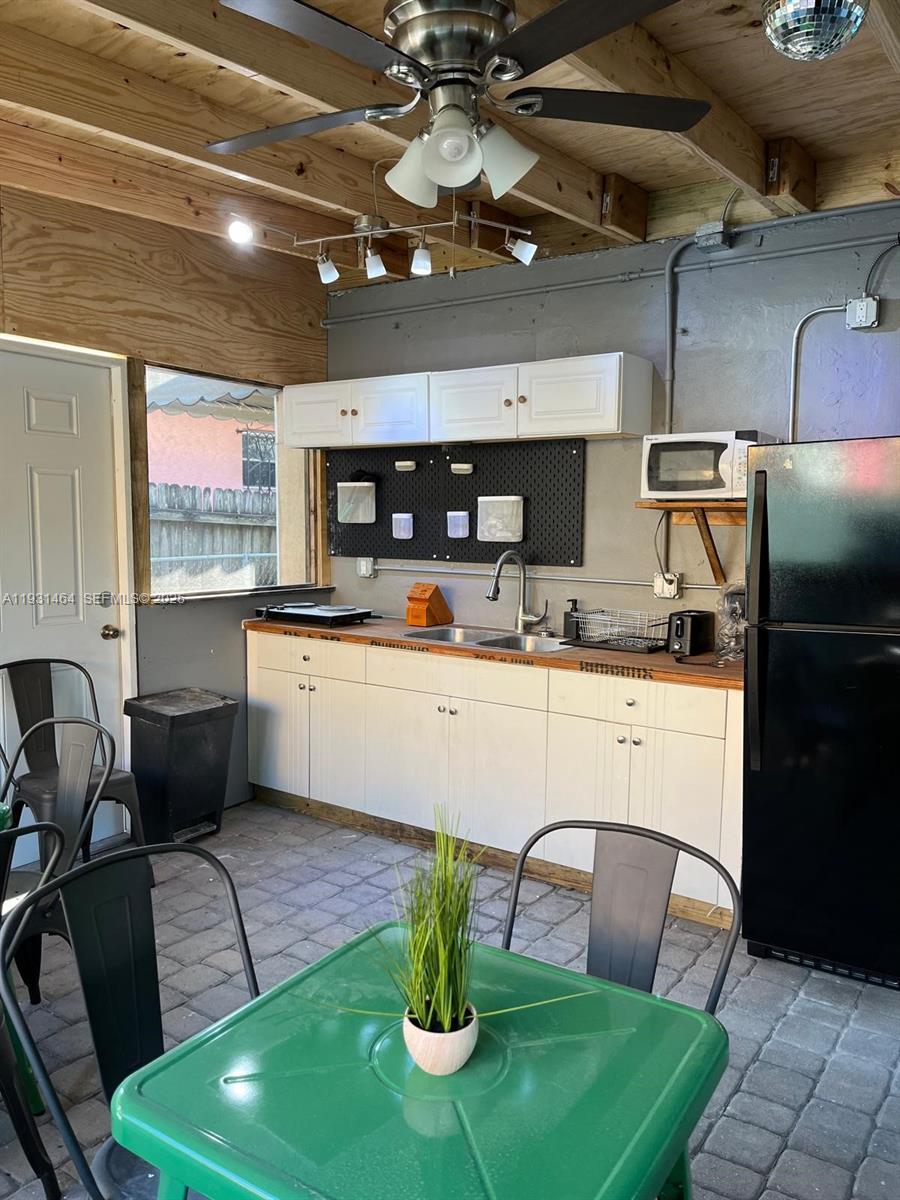 2737 NW 13th Ave Miami, FL 33142