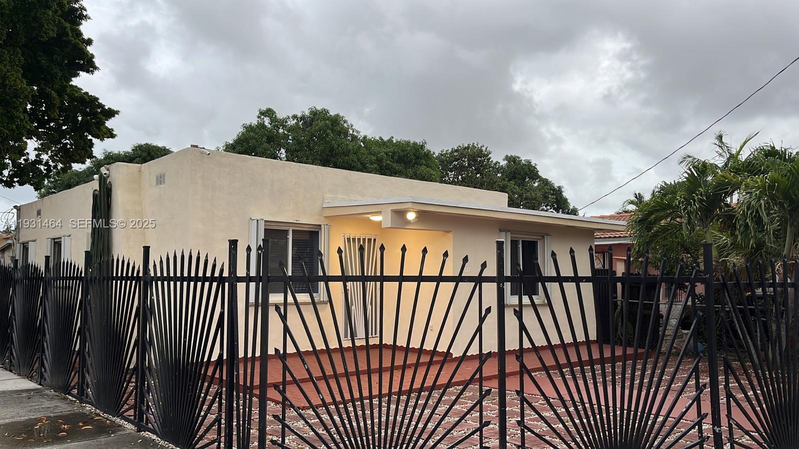 2737 NW 13th Ave Miami, FL 33142