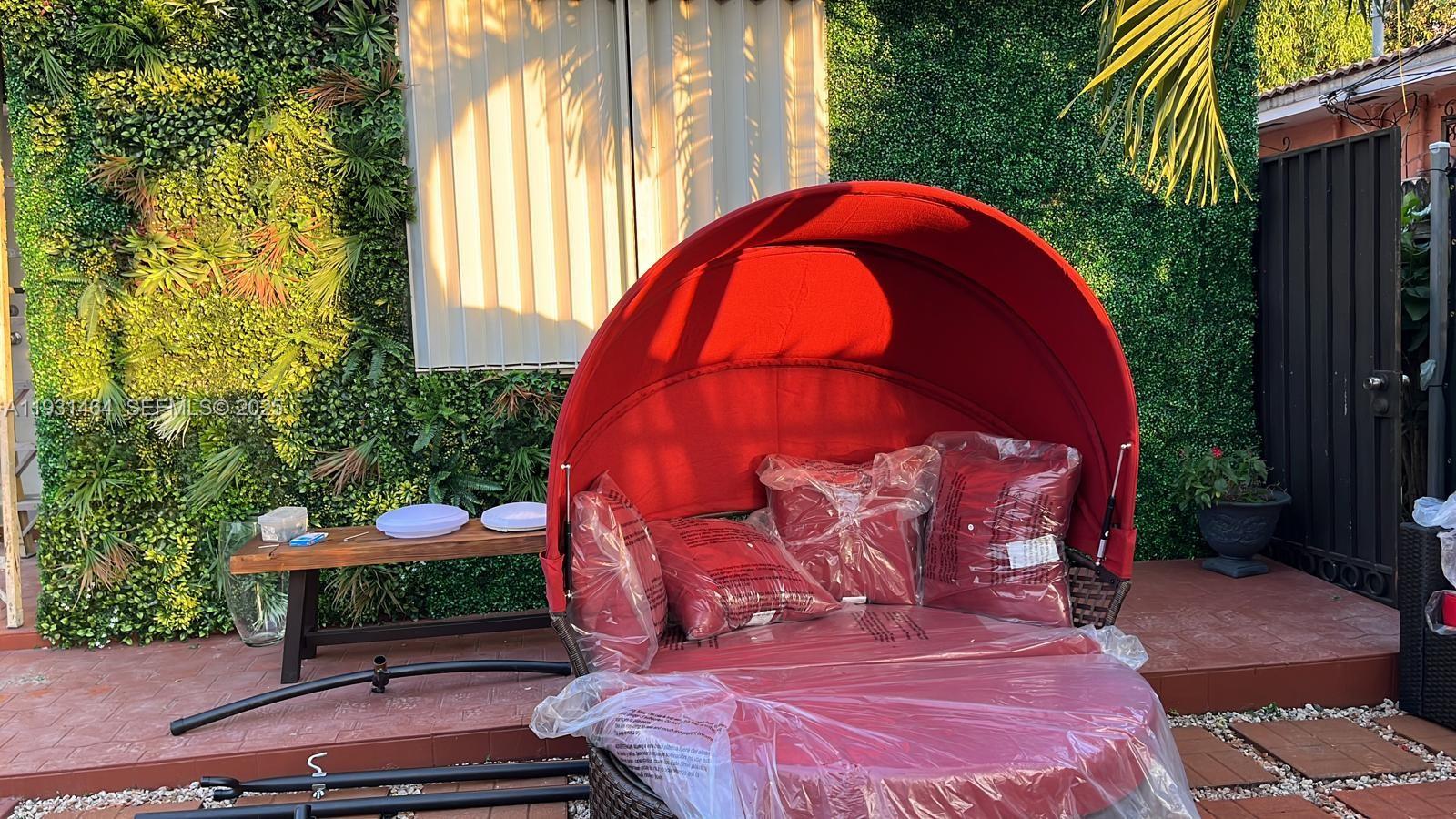 2737 NW 13th Ave Miami, FL 33142