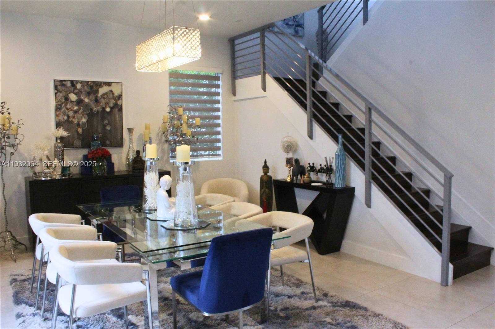 10109 NW 76th Ter Doral, FL 33178