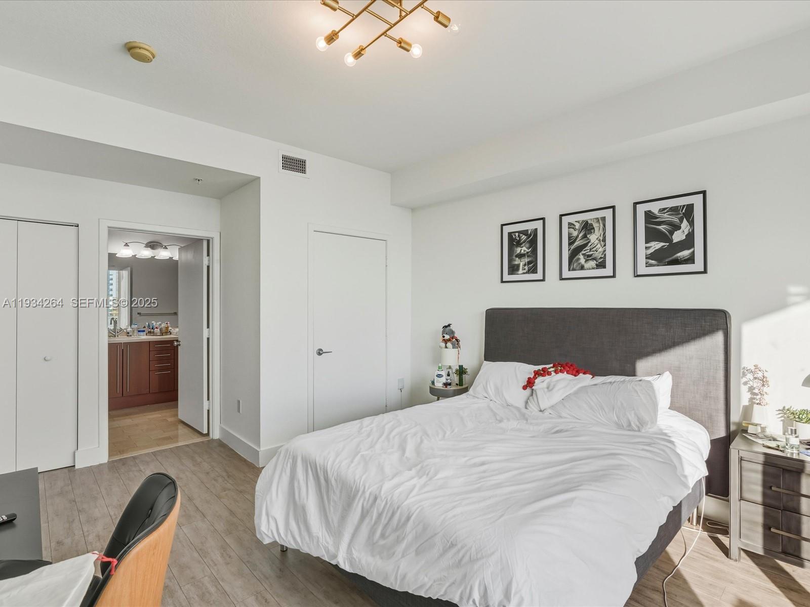 image Axis on Brickell North16