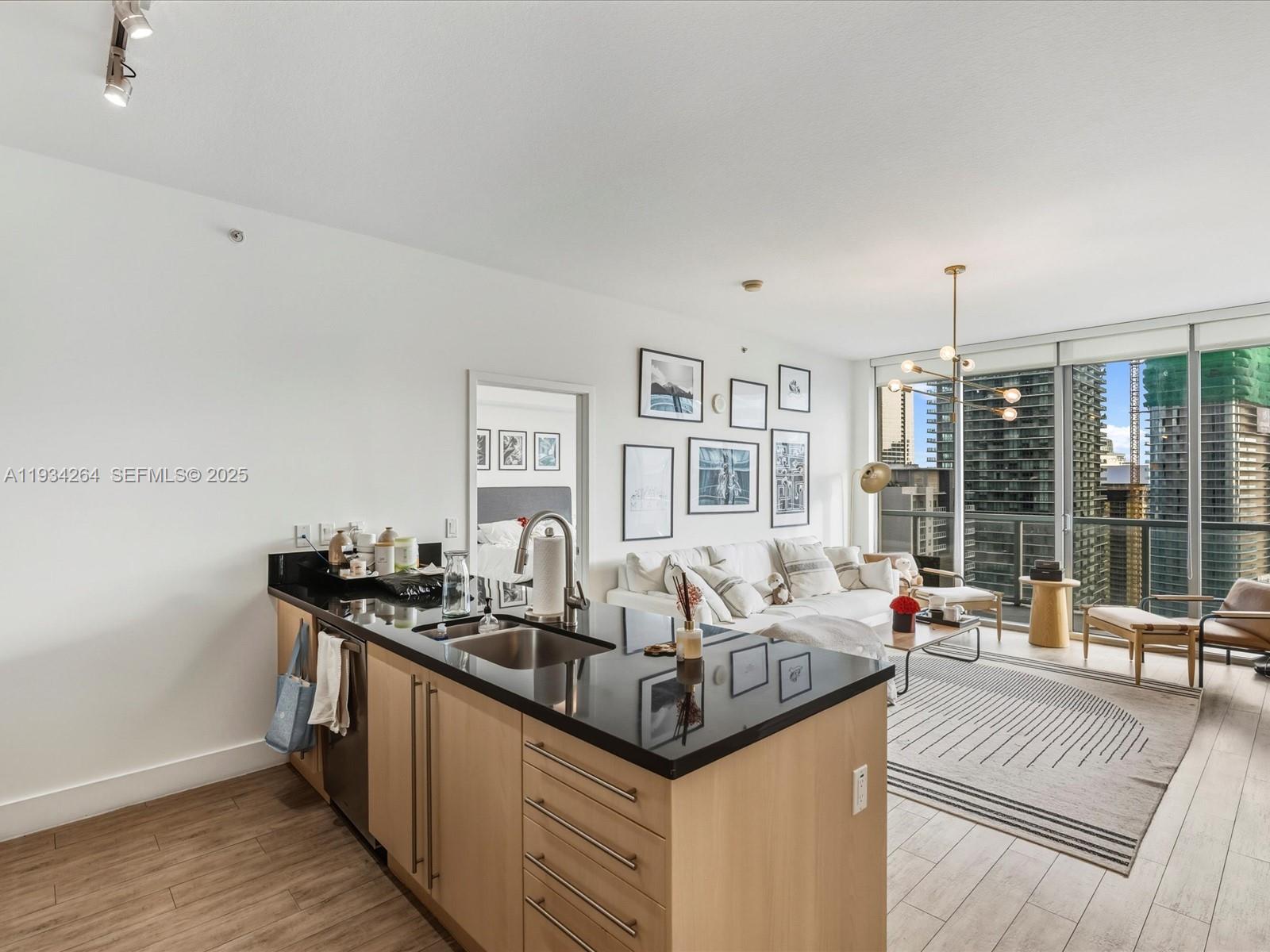 image Axis on Brickell North6