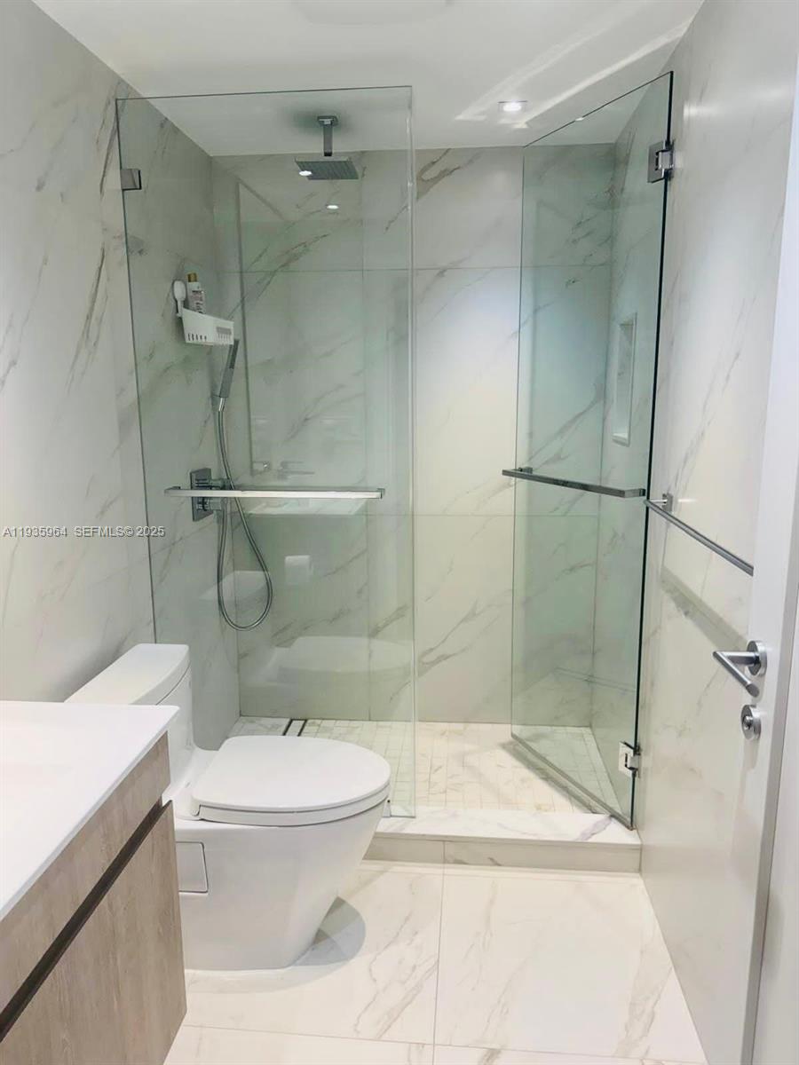 image Harbour House12