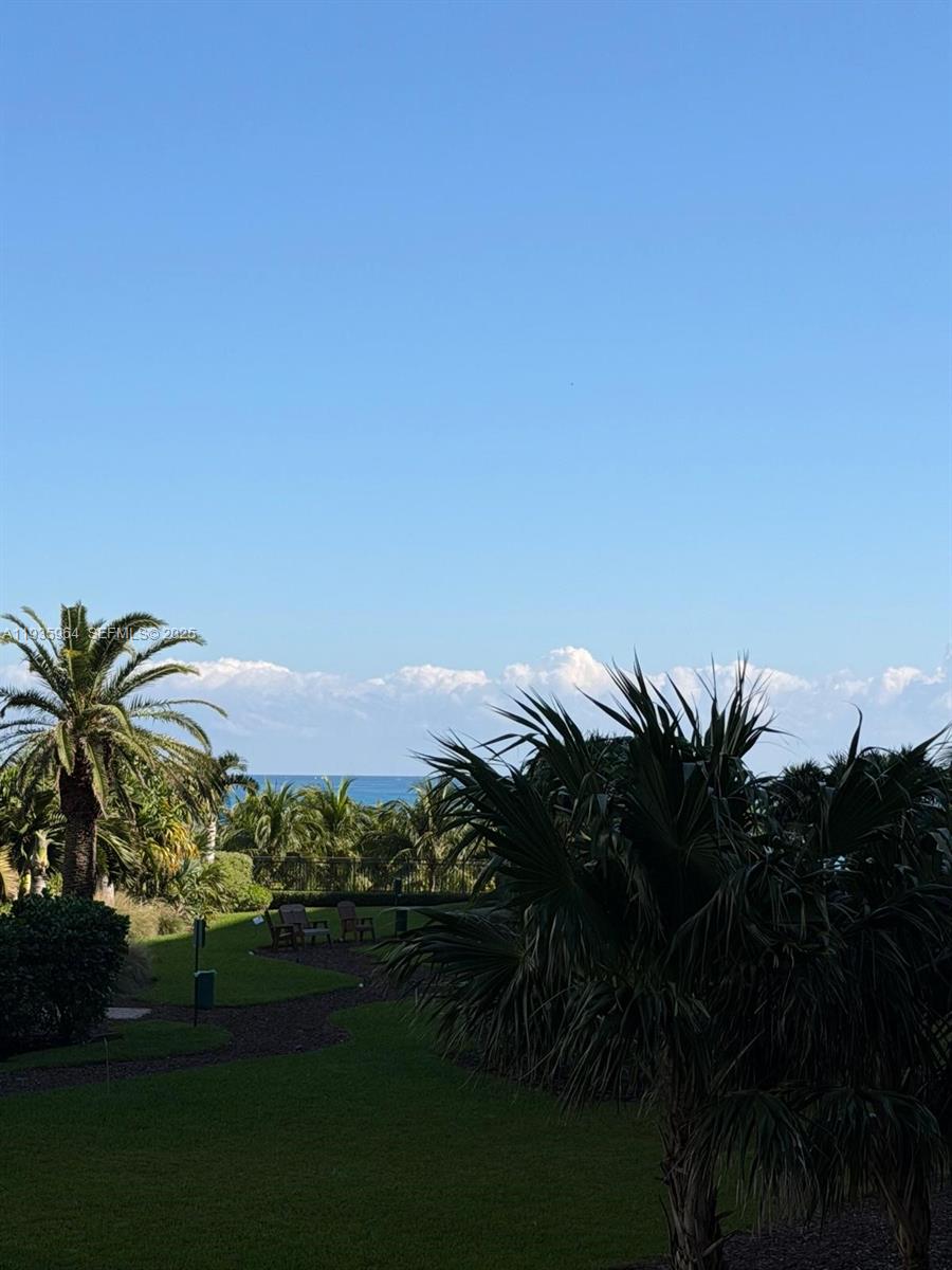 image Harbour House17