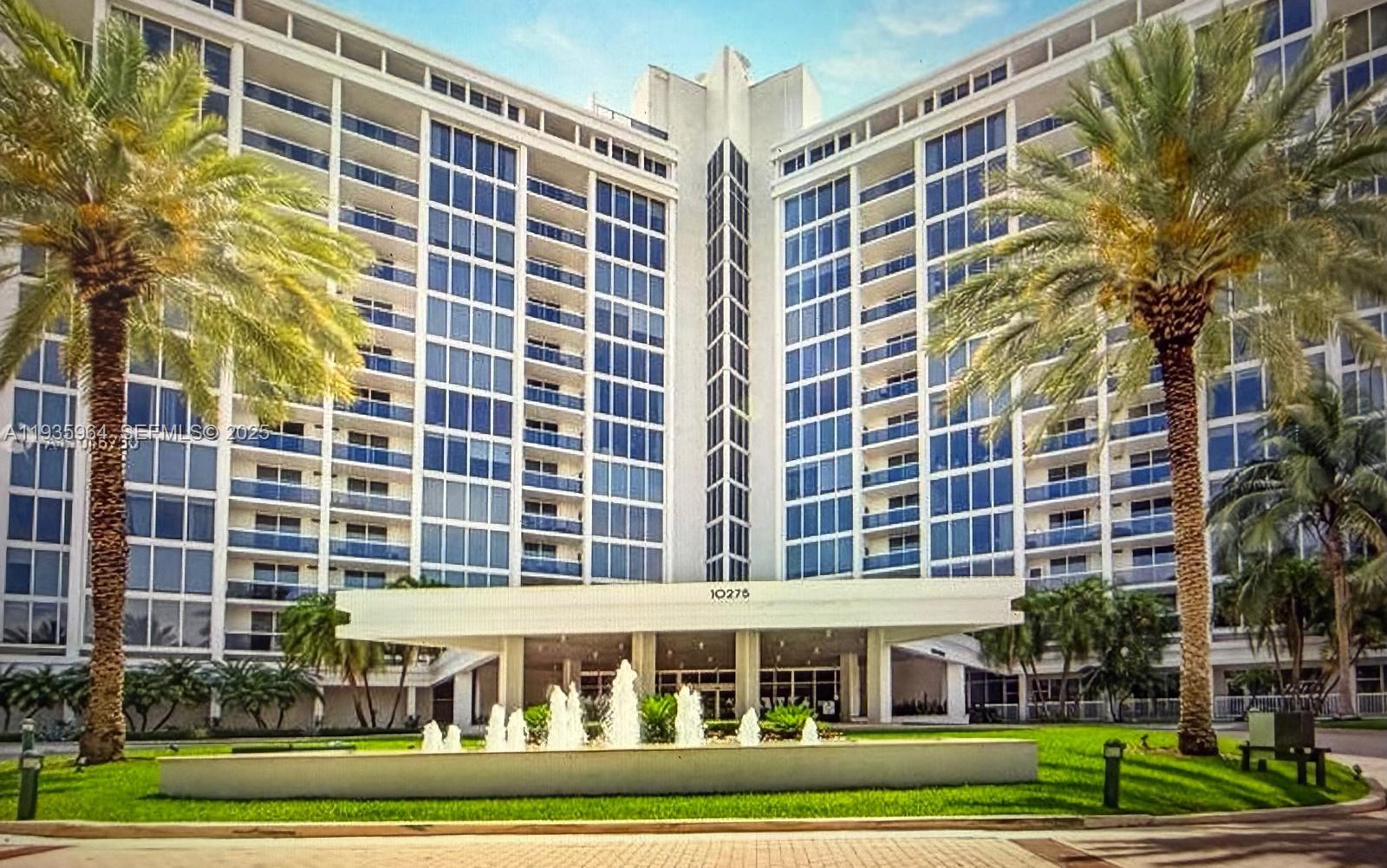 image Harbour House25