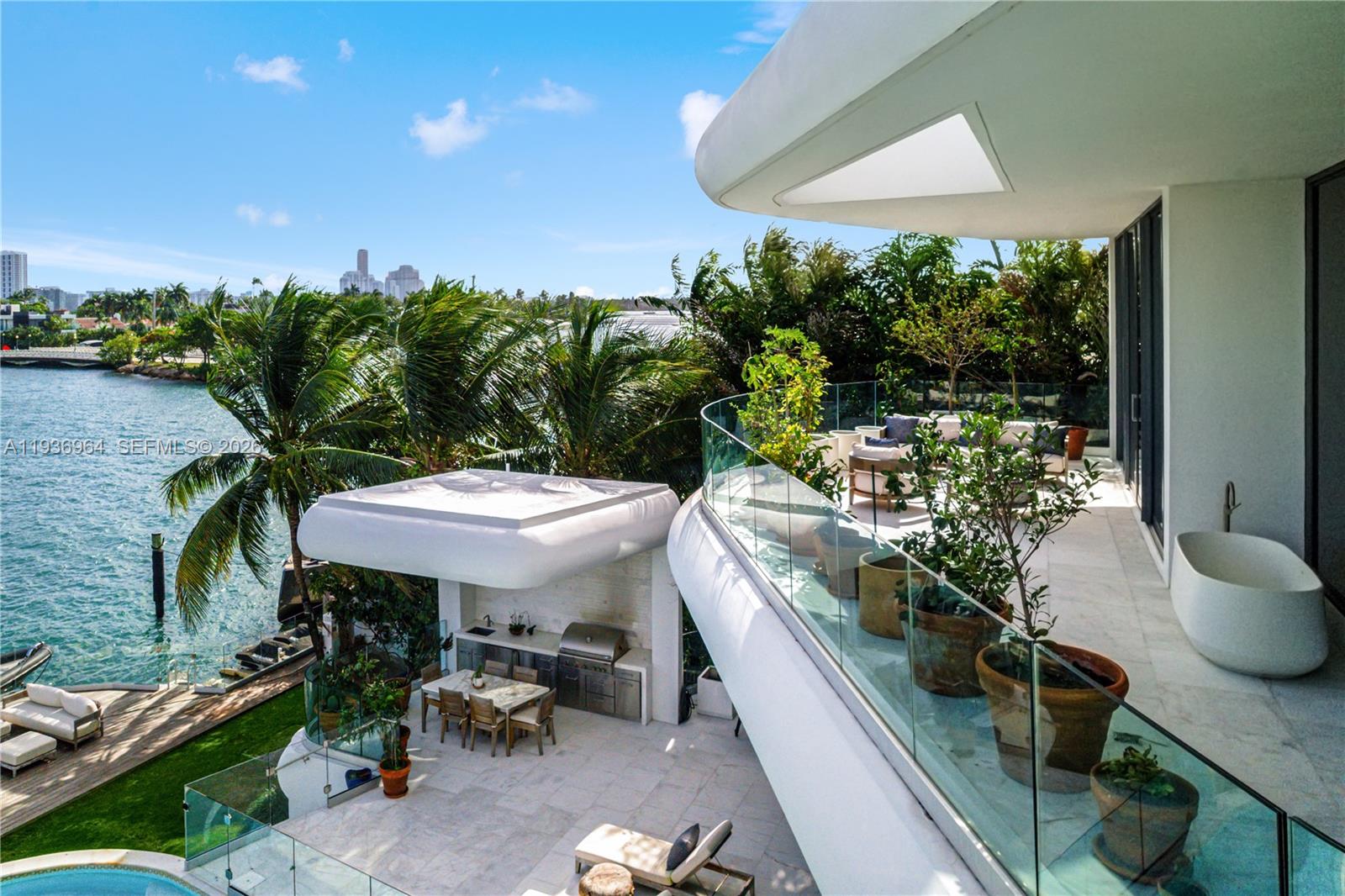 503 E Dilido Dr Miami Beach, FL 33139