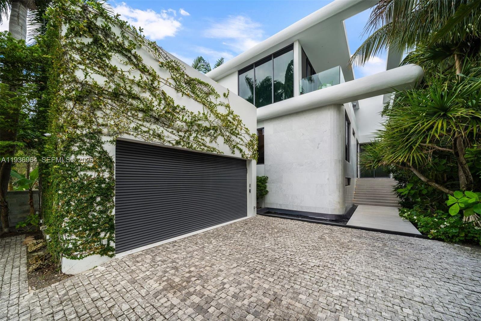 503 E Dilido Dr Miami Beach, FL 33139